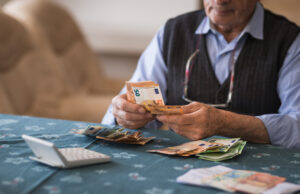 Συντάξεις Αυγούστου: Πότε γίνονται οι πληρωμές