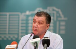 Γιώργος Ορφανός: Αποσύρθηκε από τη διεκδίκηση της δημαρχίας της Θεσσαλονίκης
