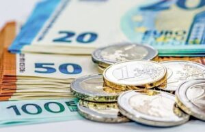 Ποιες συντάξεις θα αυξηθούν κατά 100 έως 200 ευρώ