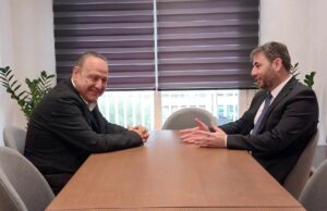 Συνάντηση Στέλιου Αγγελούδη με τον Νίκο Ανδρουλάκη