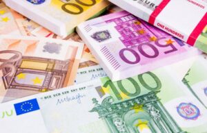 Τα επιδόματα & οι οικονομικές ενισχύσεις που θα δοθούν μέχρι τα Χριστούγεννα